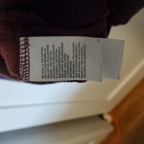 Size Large Northface sweatshirt. - Picture 6 of 6